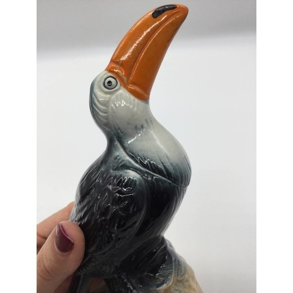 Vintage ceramic Toucan figurine 7” 7 in bird Brazil rainforest tropical - Picture 6 of 7